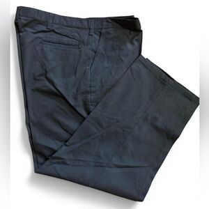NWOT- Lee black straight leg chino trousers size 40x30